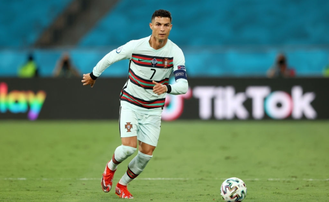 关于葡萄牙险胜比利时，阿奎罗绝境逆转的信息