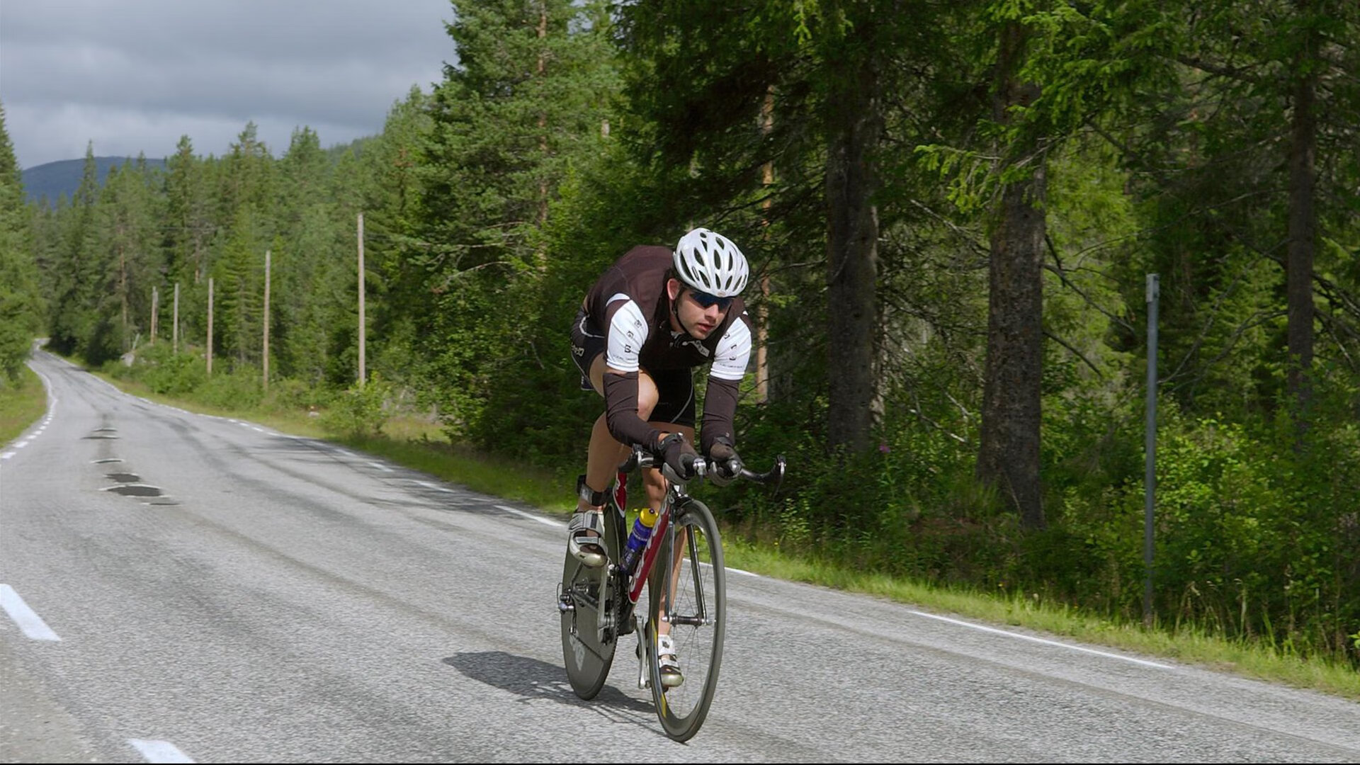 开云体育登录-当太阳冲垮爵士，约基奇在抢七夜的终极接管
