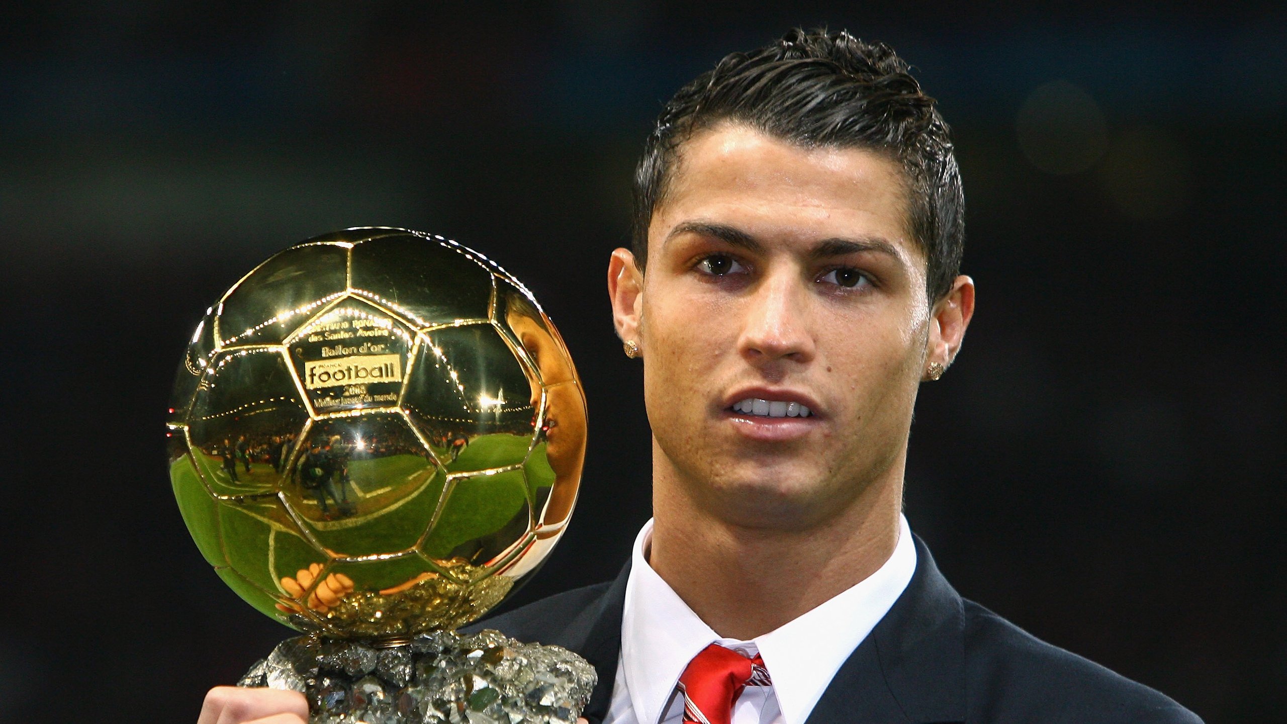 玻利维亚高原战术窒息日本，卡塞米罗临危受命成关键先生